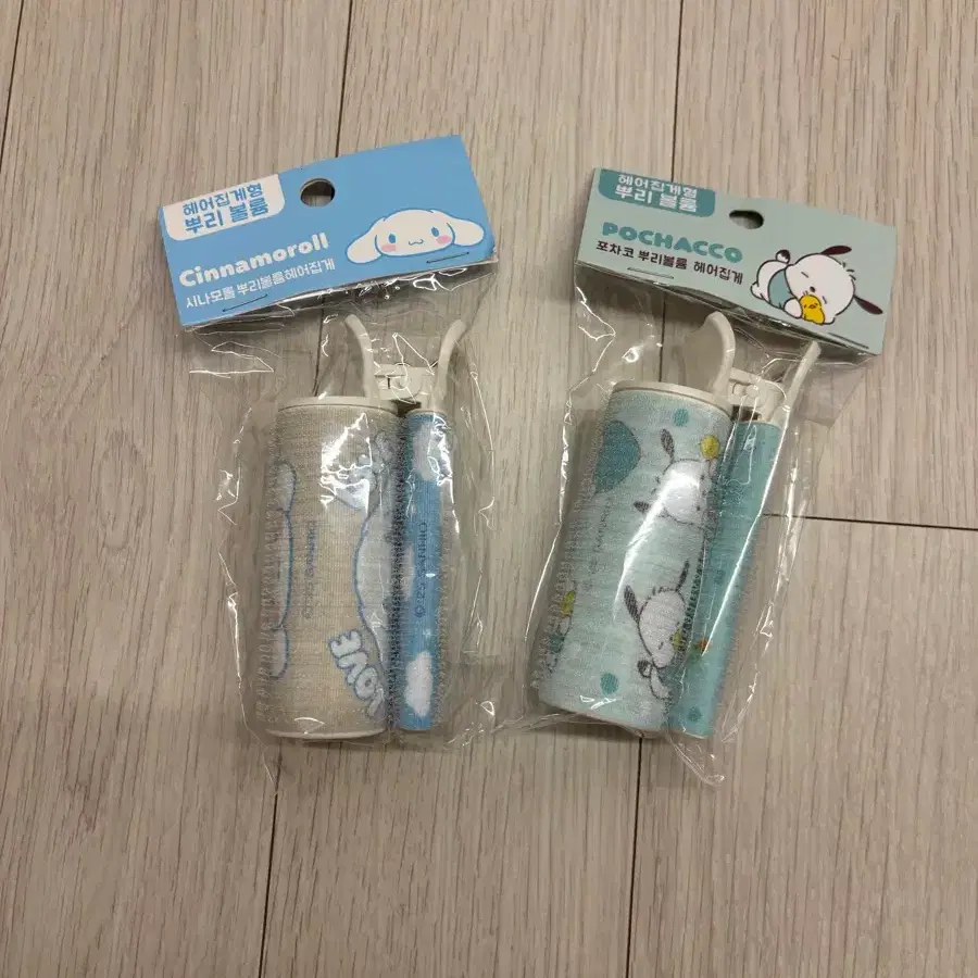 미개봉 산리오 포차코 / 시나모롤 헤어집게형 뿌리볼륨