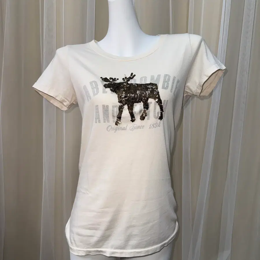 Abercrombie 아베크롬비 베이지 반팔 티셔츠
