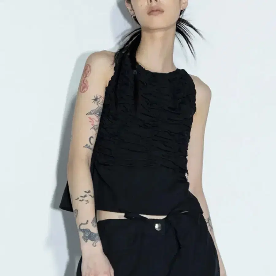 김미더영 백리스 리본 탑 backless ribbon top