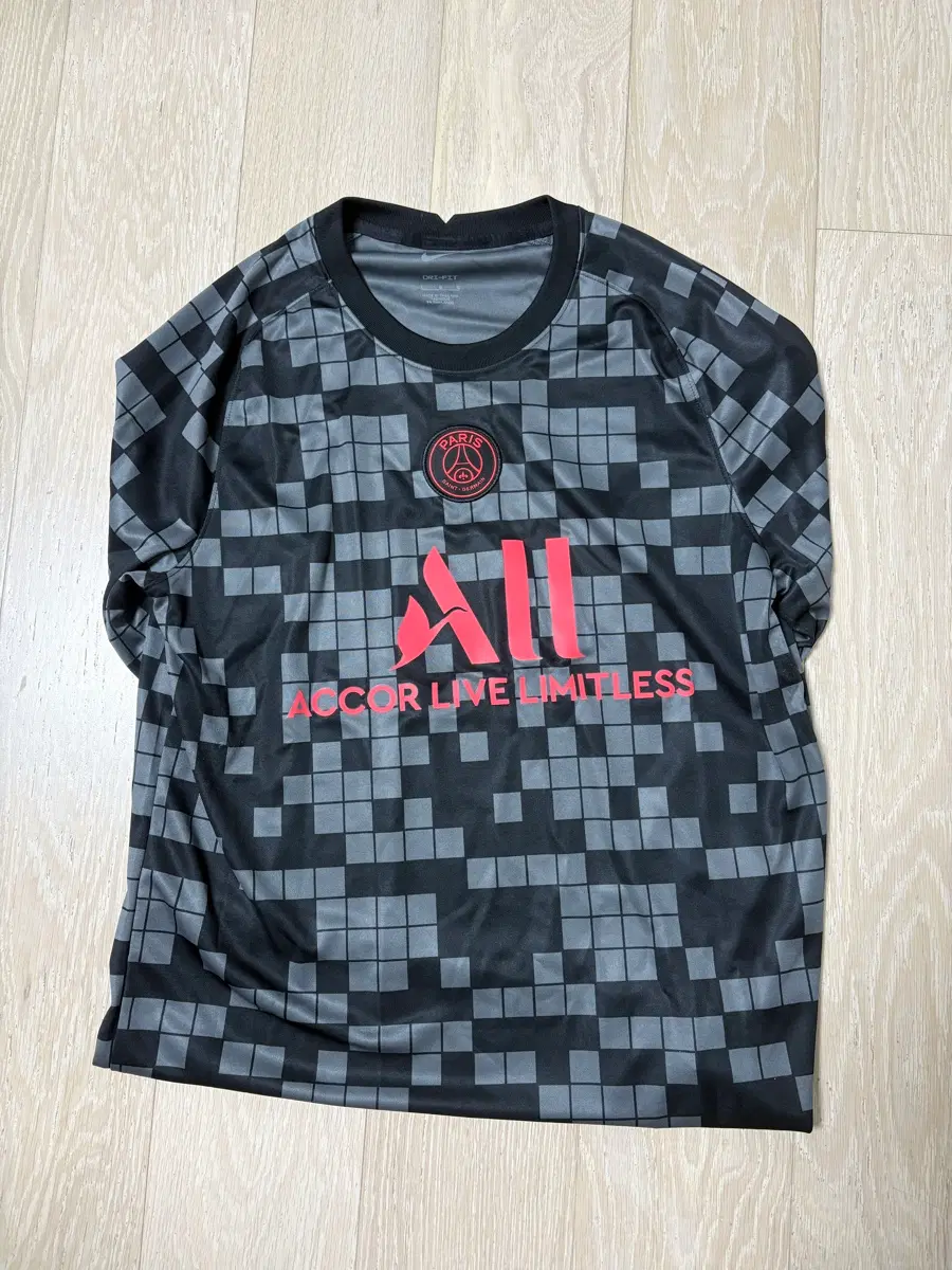 PSG ์ ๋ํผ