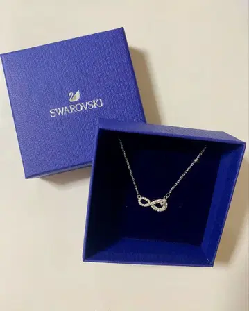SWAROVSKI 인피니티 목걸이