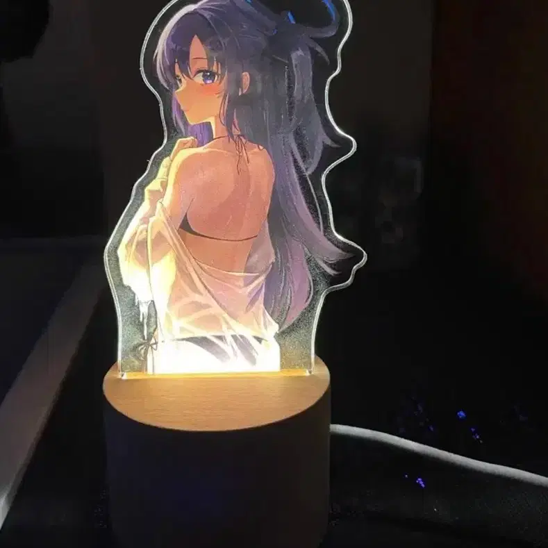 블루아카이브 수영복유우카 LED아크릴스탠드 판매합니다.