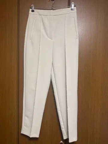 ZARA 테이퍼드 팬츠