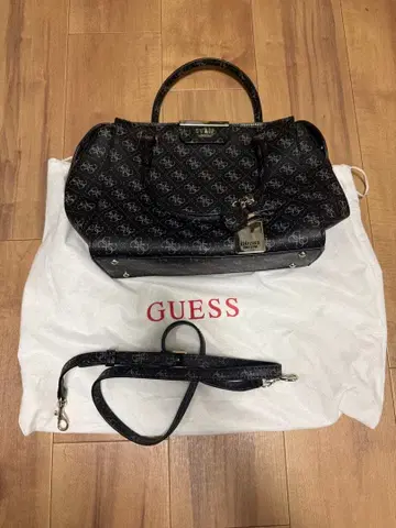 GUESS 게스 2way 핸드백 숄더백 모노그램 블랙