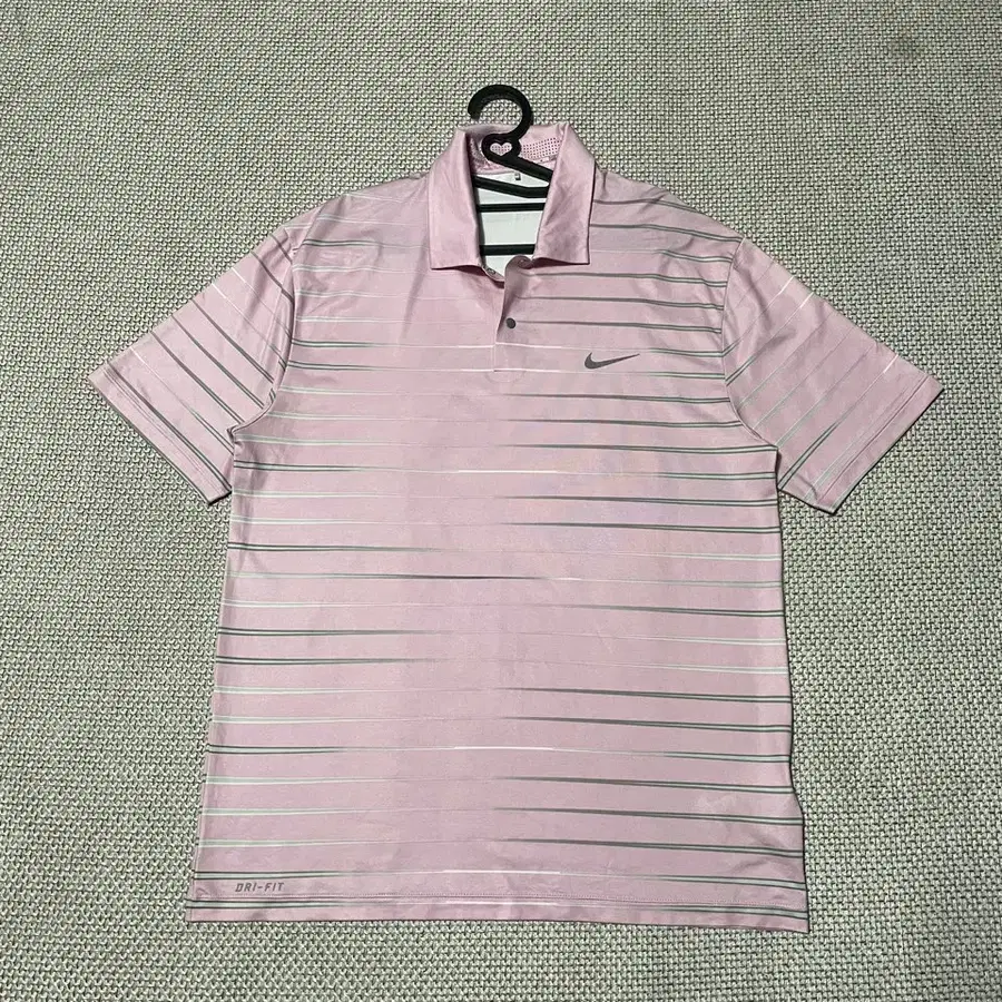 M 나이키 타이거우즈 기능성 반팔 카라티 B.8368