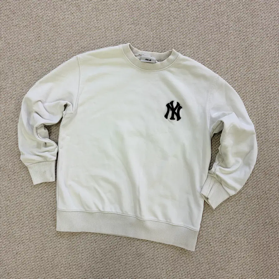XS(85) MLB 뉴욕 양키스 맨투맨 0714D2