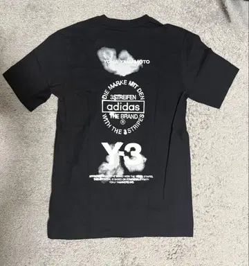 Y-3 GRAPHIC SHORT SLEEVE TEE XS