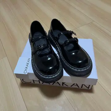 CHAAKAN 피샤 스트랩 멜리 제인 로퍼 MUSINSA