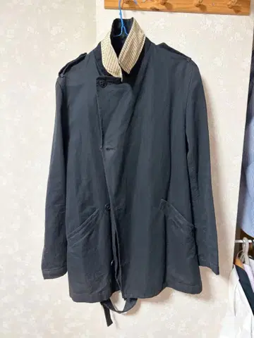 ANN DEMEULEMEESTER 앤드뮐미스터 코트