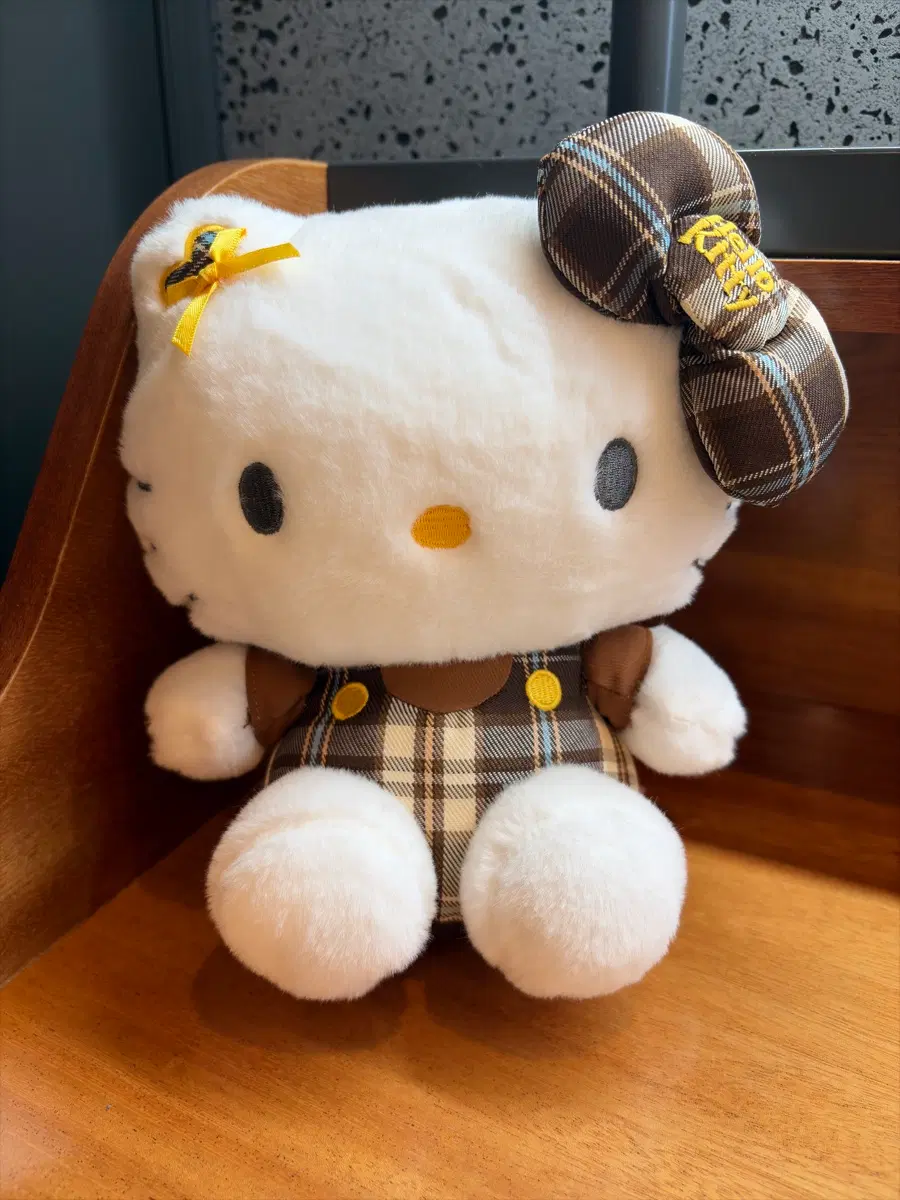 헬로키티 인형