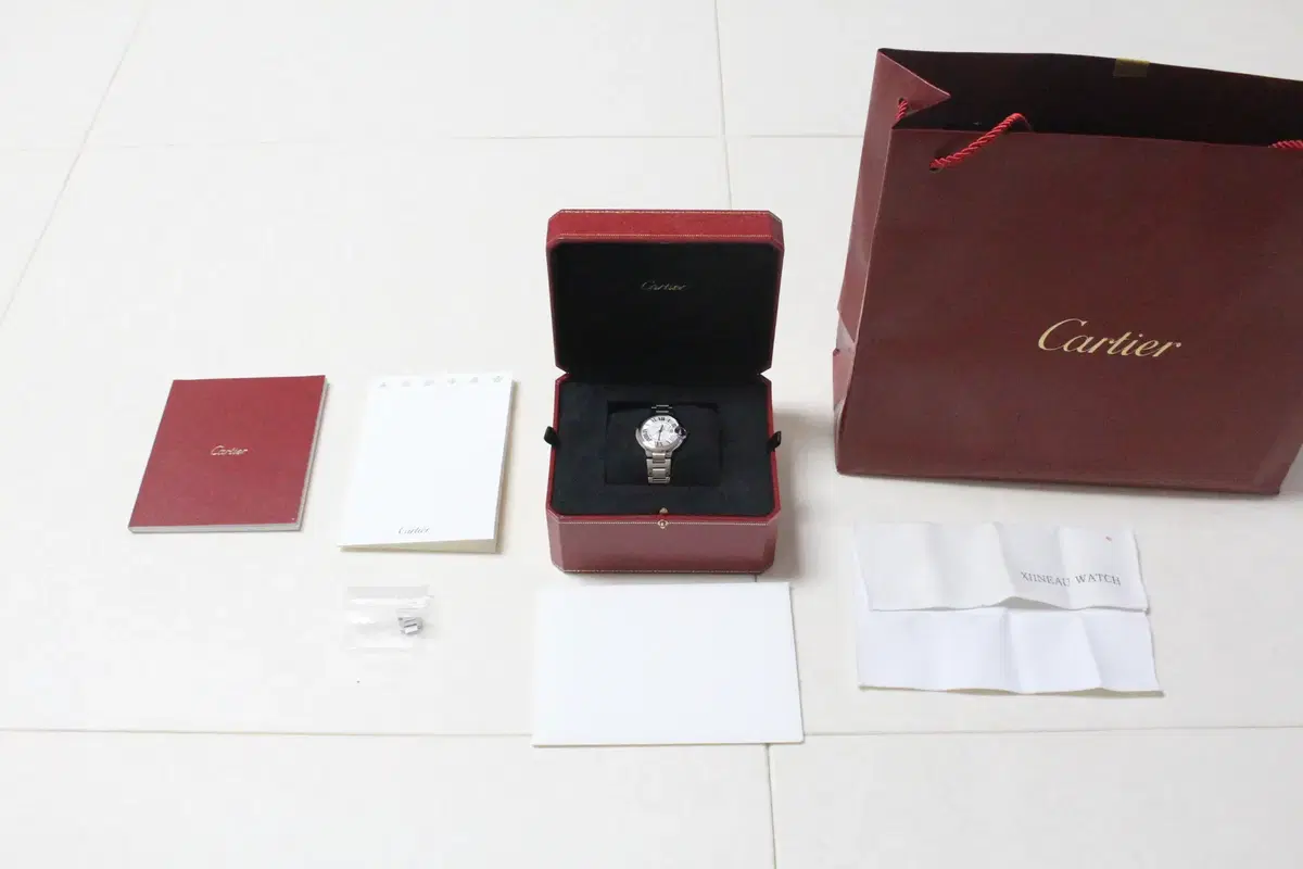 까르띠에 발롱블루 33mm 오토매틱 W6920071