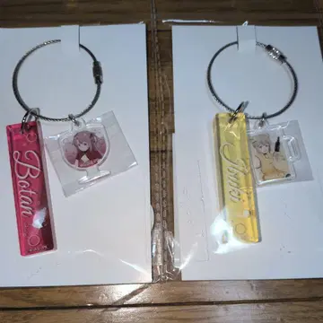 카미이나 보탄 취한 모습은 백합꽃 돈키 2단 키링 2종 세트