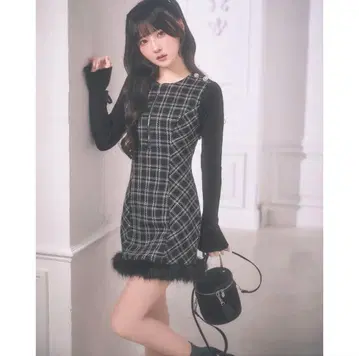 미셸 마카롱 트위드 체크 도킹 원피스