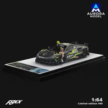 1/64 aurora 만소리 페라리 F8XX 블랙 피규어 포함