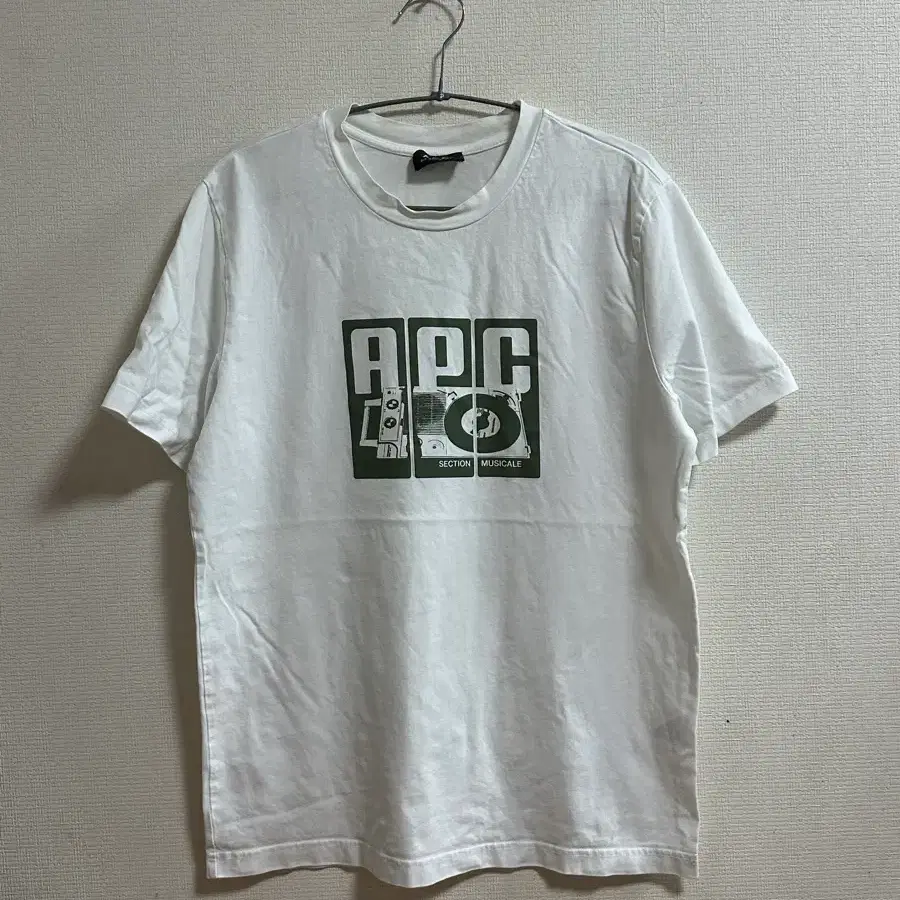 Apc 아페쎄 플래틴 티셔츠 반팔 화이트