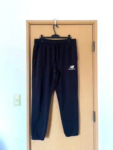 NEW BALANCE 뉴발란스 베이직 스웨트 팬츠 조거 팬츠