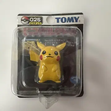 TOMY 몬스터 컬렉션 No.025 피카츄 피규어