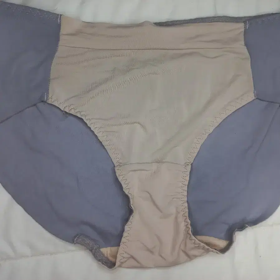 보정속옷 팬티 베이지/라벤더 중고