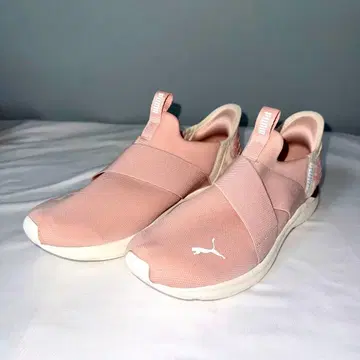 PUMA 푸마 핸즈프리 스니커즈 핑크 23.5