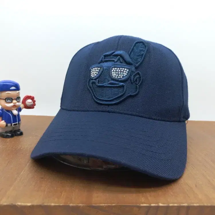 MLB x 스와로브스키 클리블랜드 인디언스 와후추장 한정판 모자 네이비