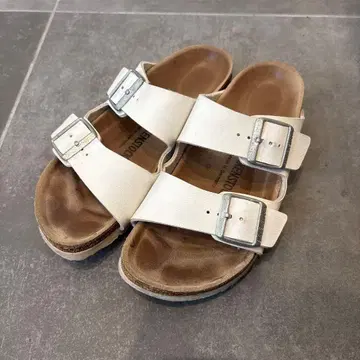 BIRKENSTOCK 버켄스탁 Arizona 샌들 화이트 37