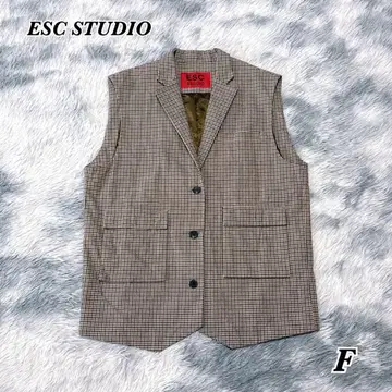 ESC STUDIO 슬리브리스 테일러드 자켓 F 사이즈