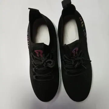 supr.be 여성용 스니커즈 블랙 통굽