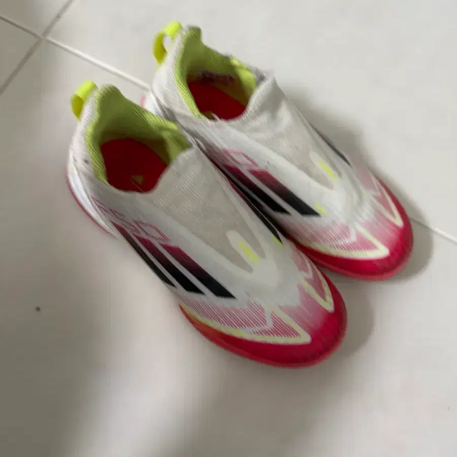 아디다스 F50 풋살화 180