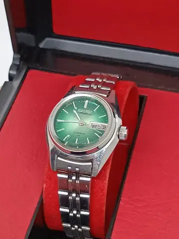 SEIKO 오토매틱 여성용 손목시계 그린 다이얼 작동