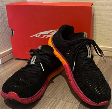 ALTRA ESCALANTE 우먼 US7.5