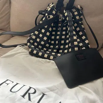 FURLA 훌라 버킷 백