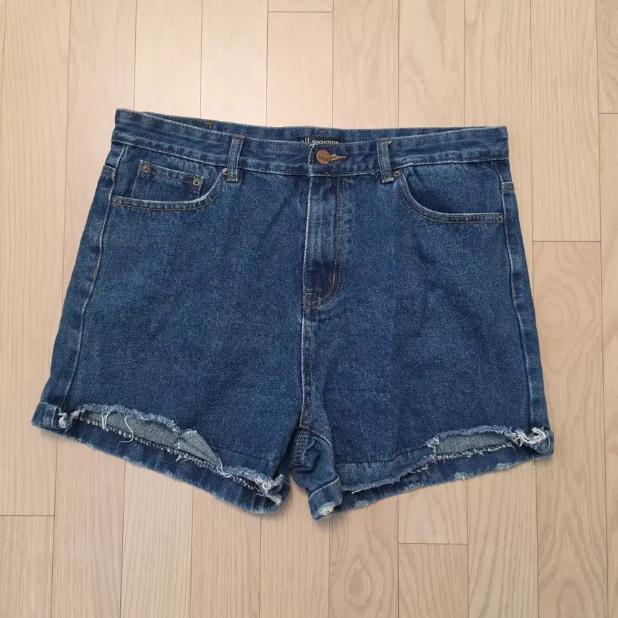 여성 밑단 컷팅 반바지 XXL