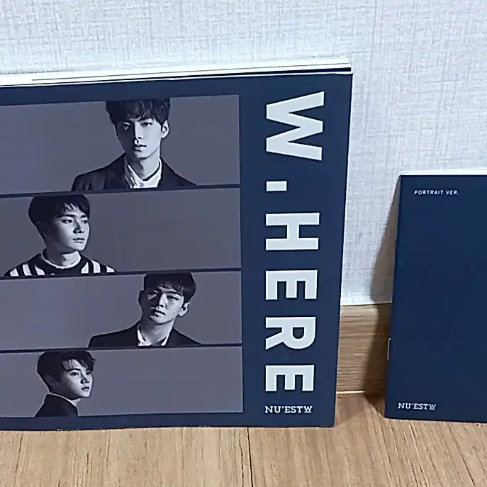 뉴이스트 W W.HERE 포토북 CD 앨범