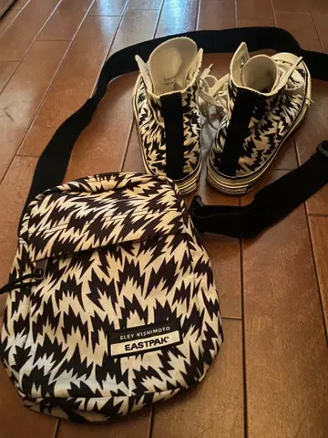 ELEY KISHIMOTO EASTPAK 숄더백과 신발