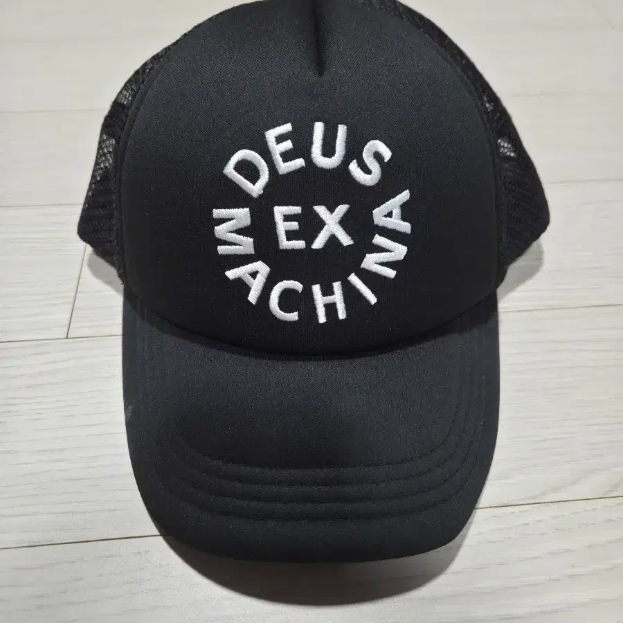 데우스 엑스 마키나 볼캡 블랙