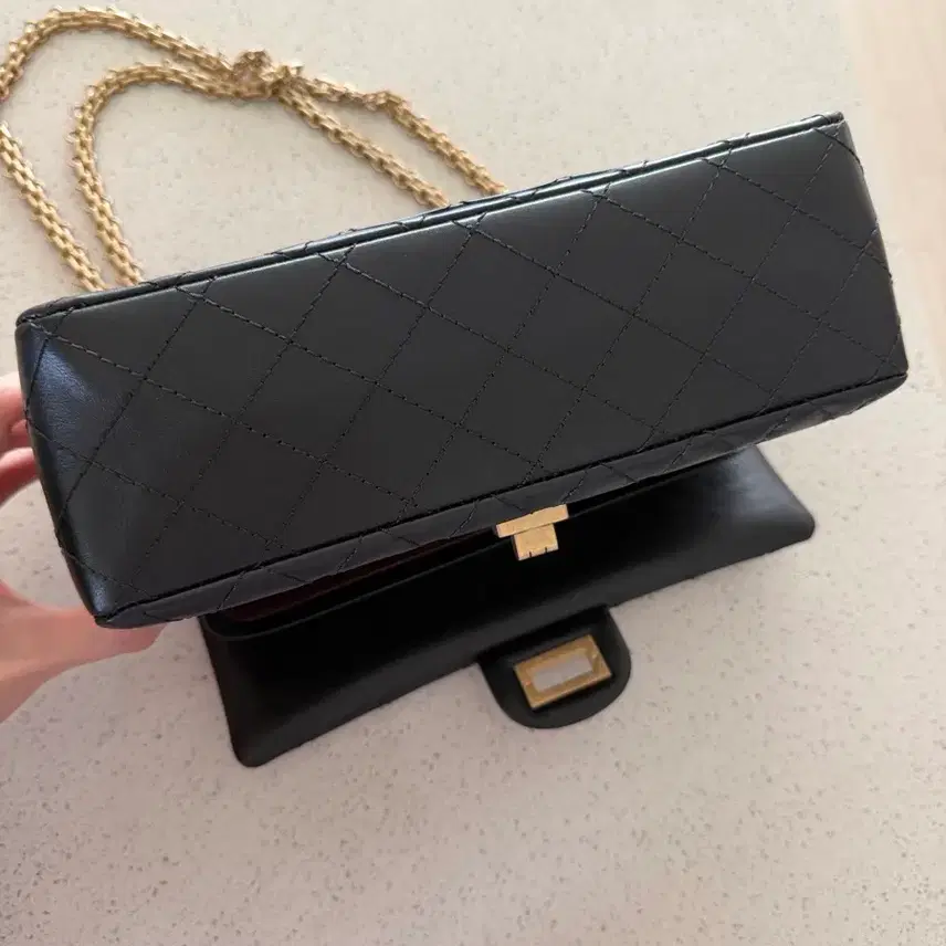 샤넬 2.55 빈티지 미듐 플랩백 (24cm) 사진 4