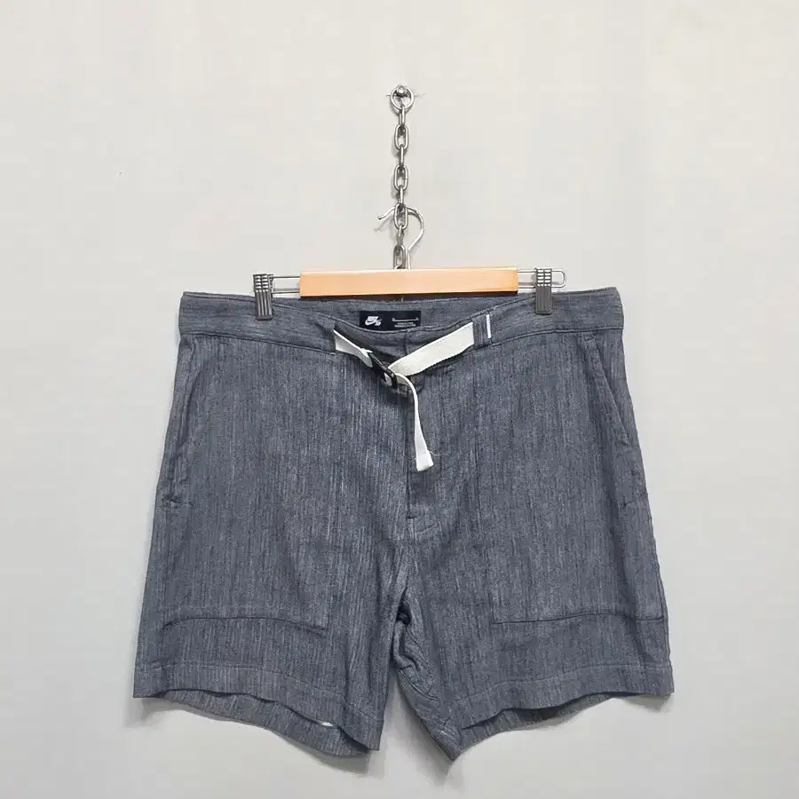 나이키 SB 반바지 회색