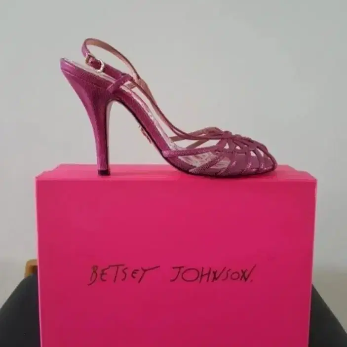 미국  BETSEY JOHNSON  샌들힐      [  미착용  ]