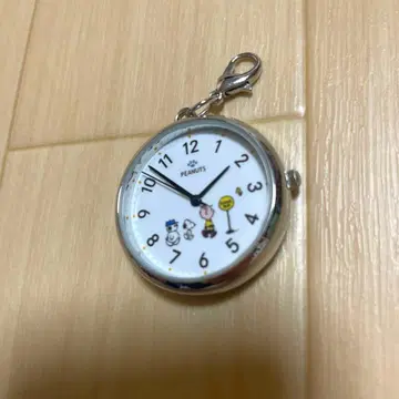 스누피 시계 아날로그 참