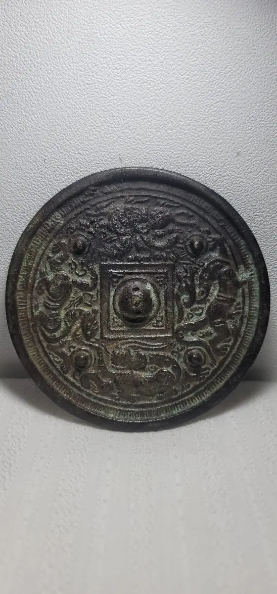괴수문.청동경