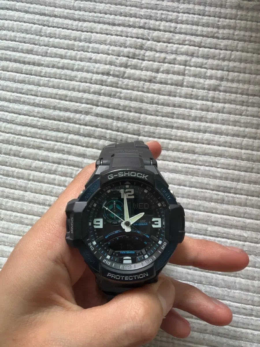 지샥 GA-1000
