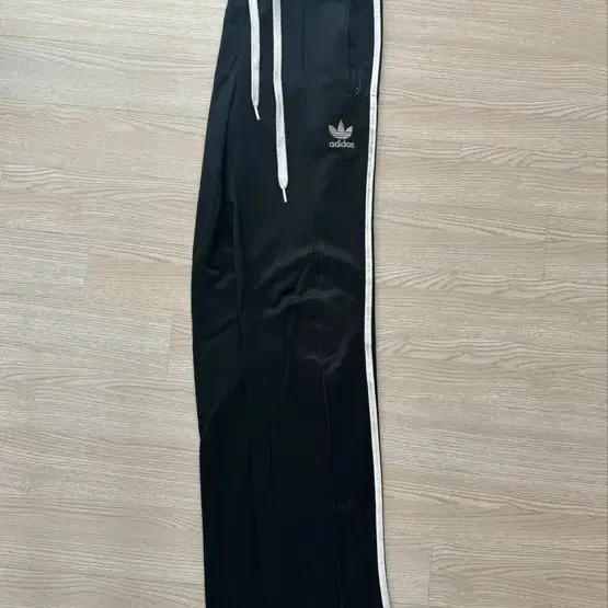 아디다스 트레이닝팬츠