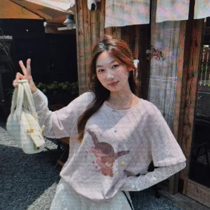 (해외배송)도트무늬 긴팔소매 붙어있는 반팔티 2컬러