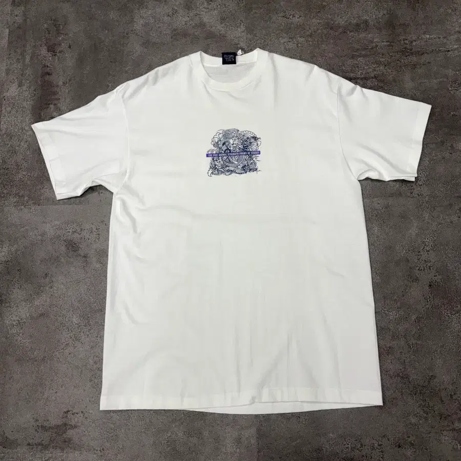 90s 스투시 데드스탁 Five Animal Streets 화이트 그래픽 반팔티
