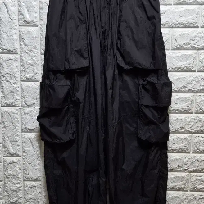 디안티플랫폼 얇은 나일론 카고바지