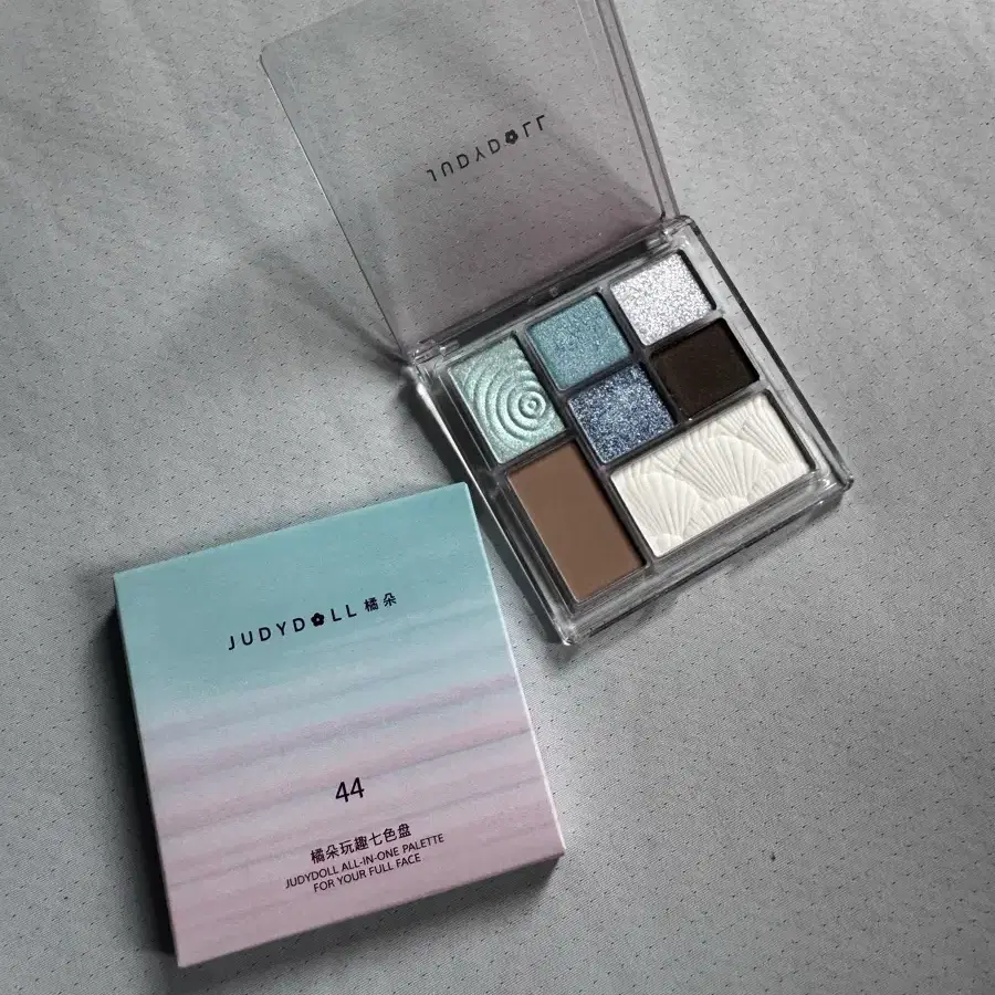 쥬디돌 아이섀도우 팔레트 44호 아이스블루