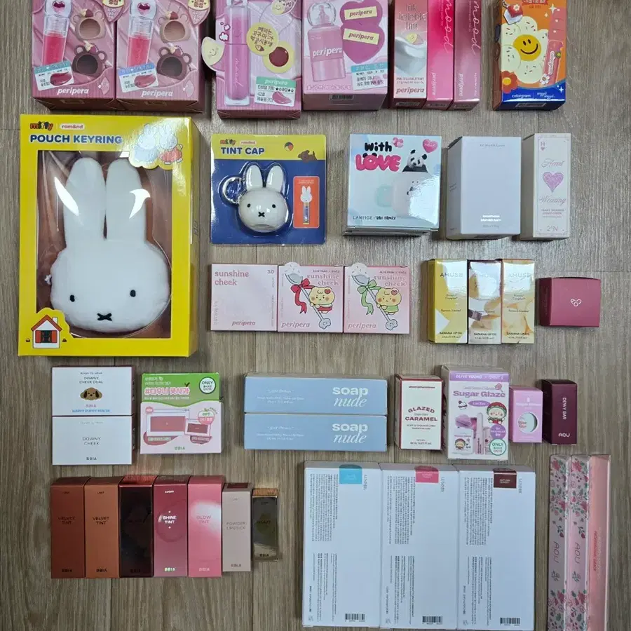 새 화장품 급처해요!!