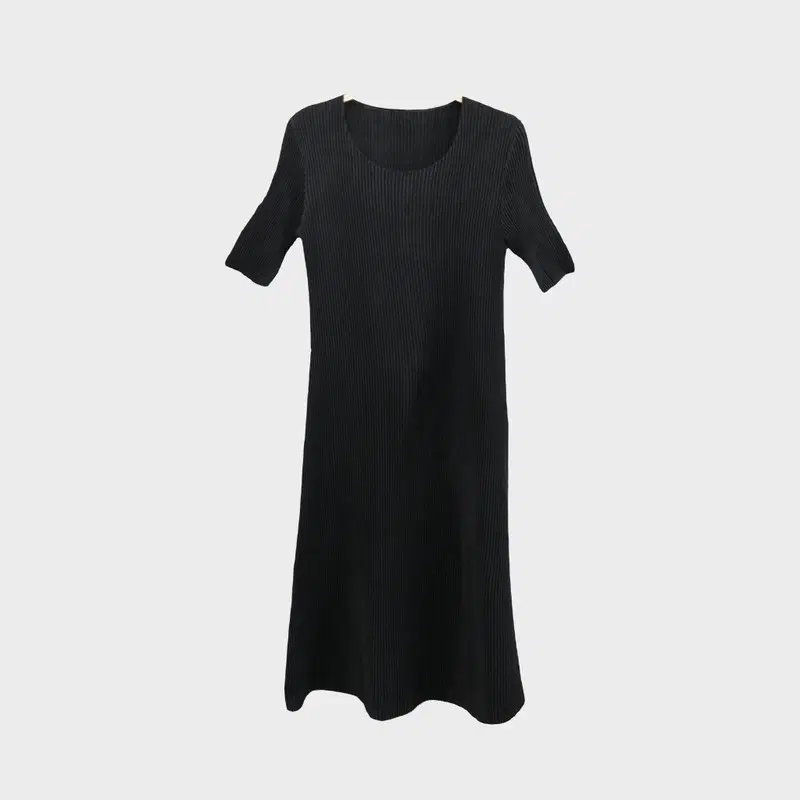 SPECCHIO PLEATS BY ISSEY MIYAKE 73158