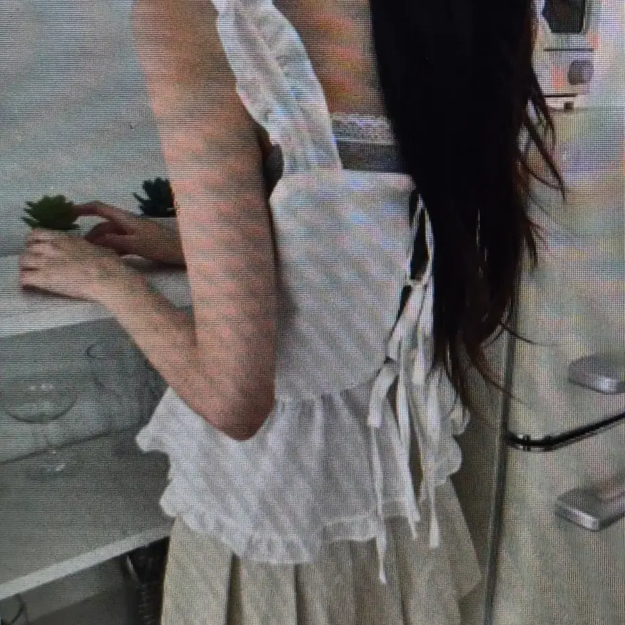 (해외배송)프릴 셔링 리본 블라우스 양면 2컬러