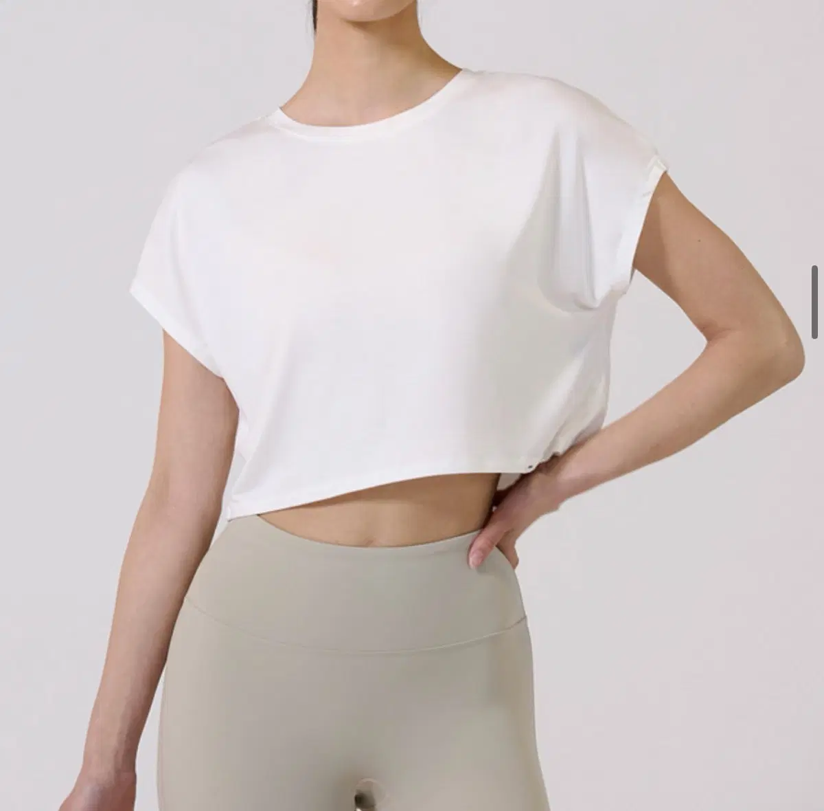 안다르 헤리티지 블루 크롭 반팔티 미시착 새상품